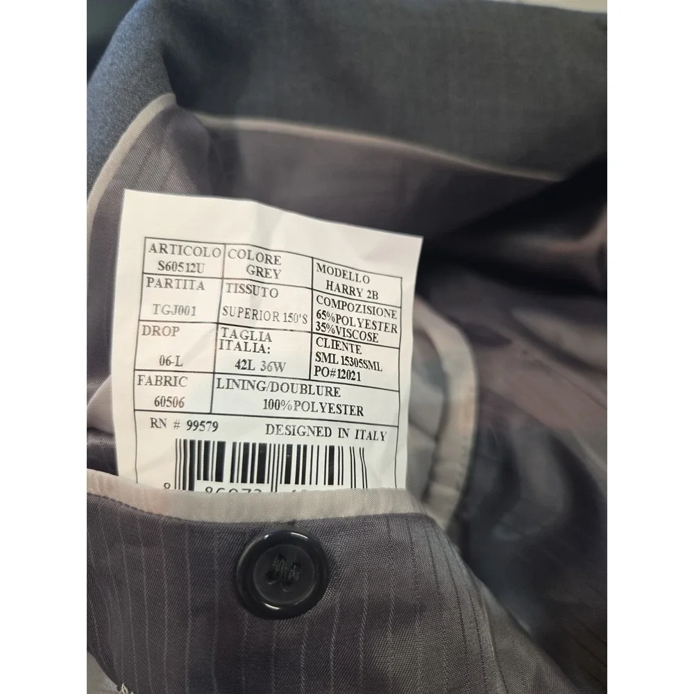 Caravelli Slim Fit Blazer Jacket 42L Gray 2 Button Notch Lapel Designed in Italy